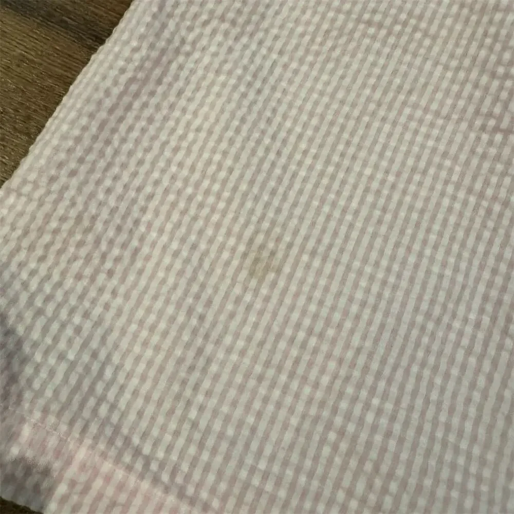 Miss Elaine Pink Gingham Seersucker Housecoat Pockets M Short Sleeve Snap STAIN